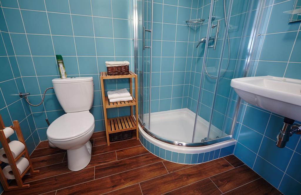 Queen Bee Apartments Praga Habitación foto